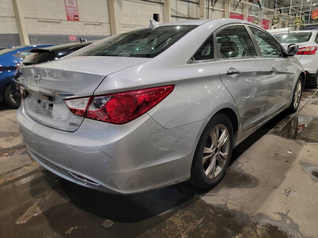 2011 HYUNDAI SONATA — 205683 Miles — Lot 38422649 - Marhaba Auctions Used Cars - Image 3