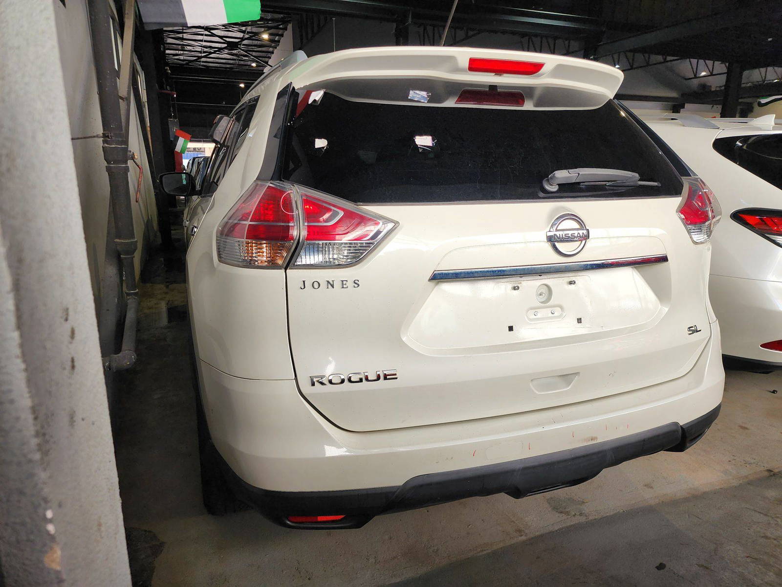 2015 NISSAN ROGUE — 190077 Miles — Lot C826187 — Al Quoz - Marhaba Auctions Used Cars - Image 4