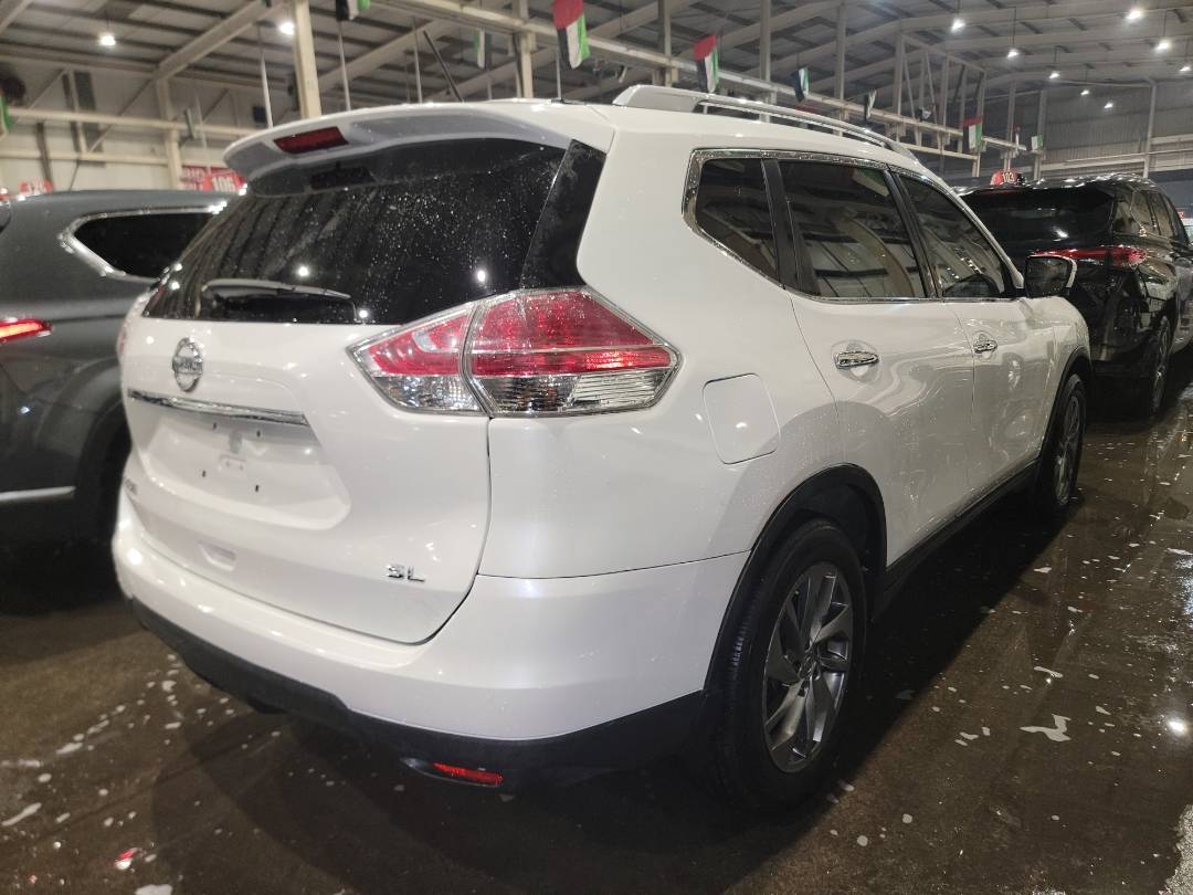 2015 NISSAN ROGUE — 181627 Miles — Lot C895109 - Marhaba Auctions Used Cars - Image 4