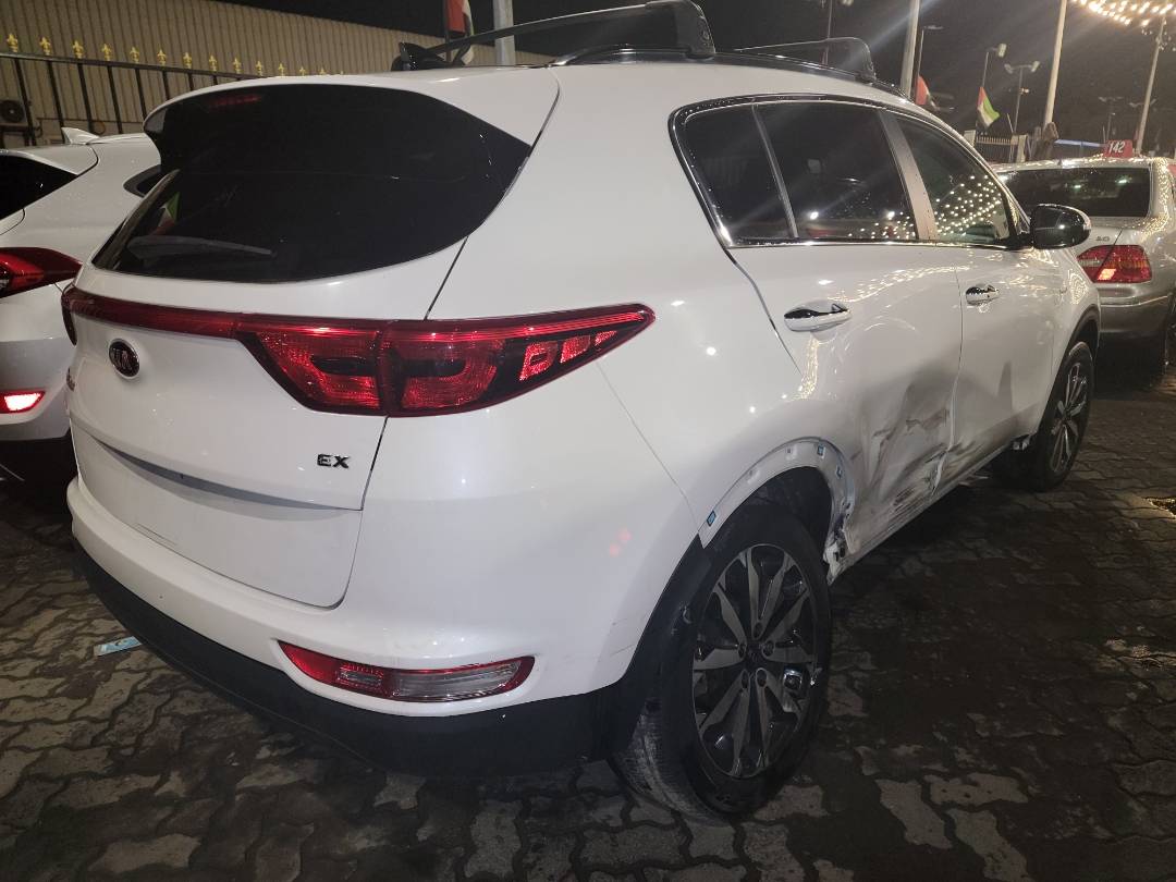 2018 KIA SPORTAGE — 39983 Miles — Lot 72228973 - Marhaba Auctions Used Cars - Image 3