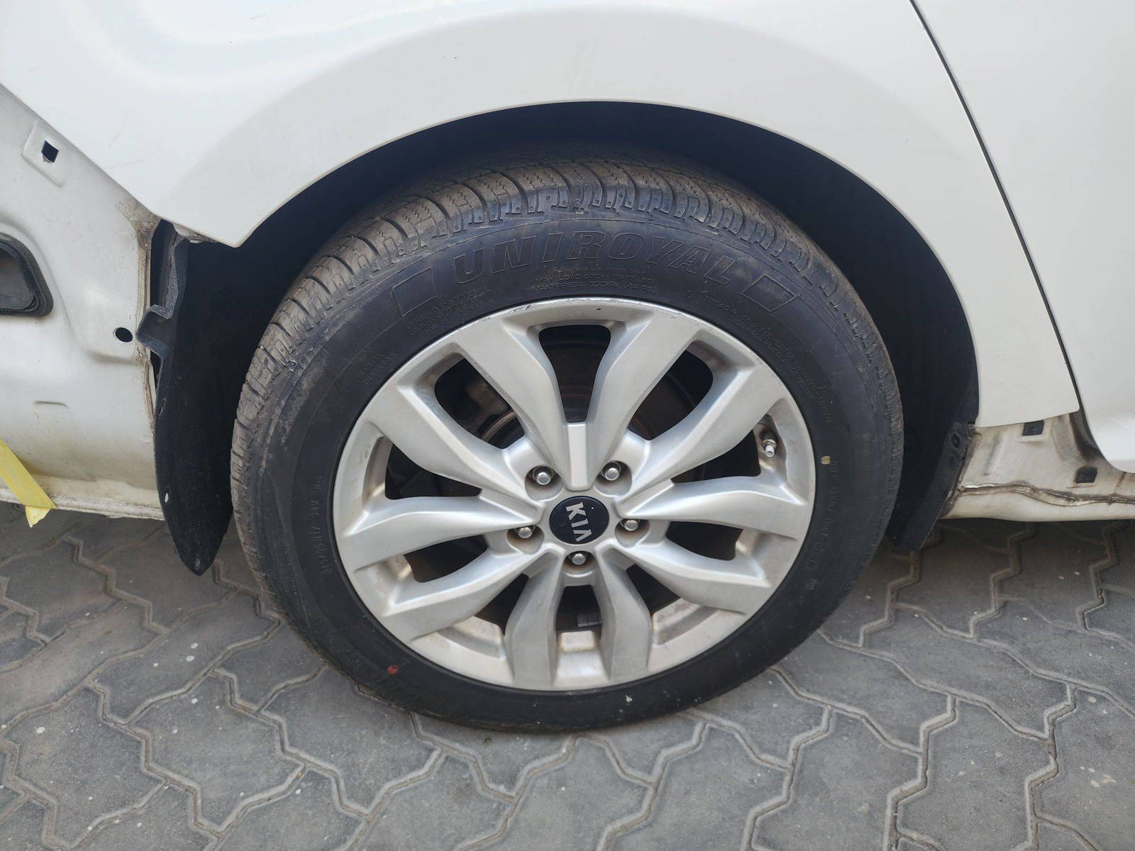 2015 KIA OPTIMA — 87489 Miles — Lot 38531908 — Souq - Marhaba Auctions Used Cars - Image 6