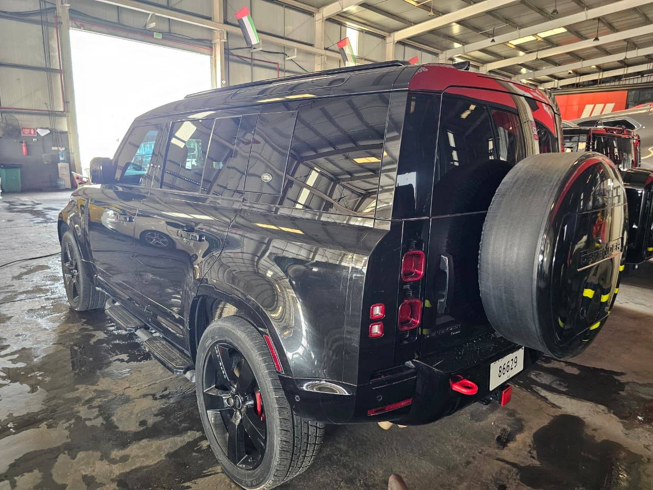 2022 LAND ROVER DEFENDER 110 1ST EDITION — sold — 176297 KM — Lot N2066508 — Main - Marhaba Auctions Used Cars - Image 4