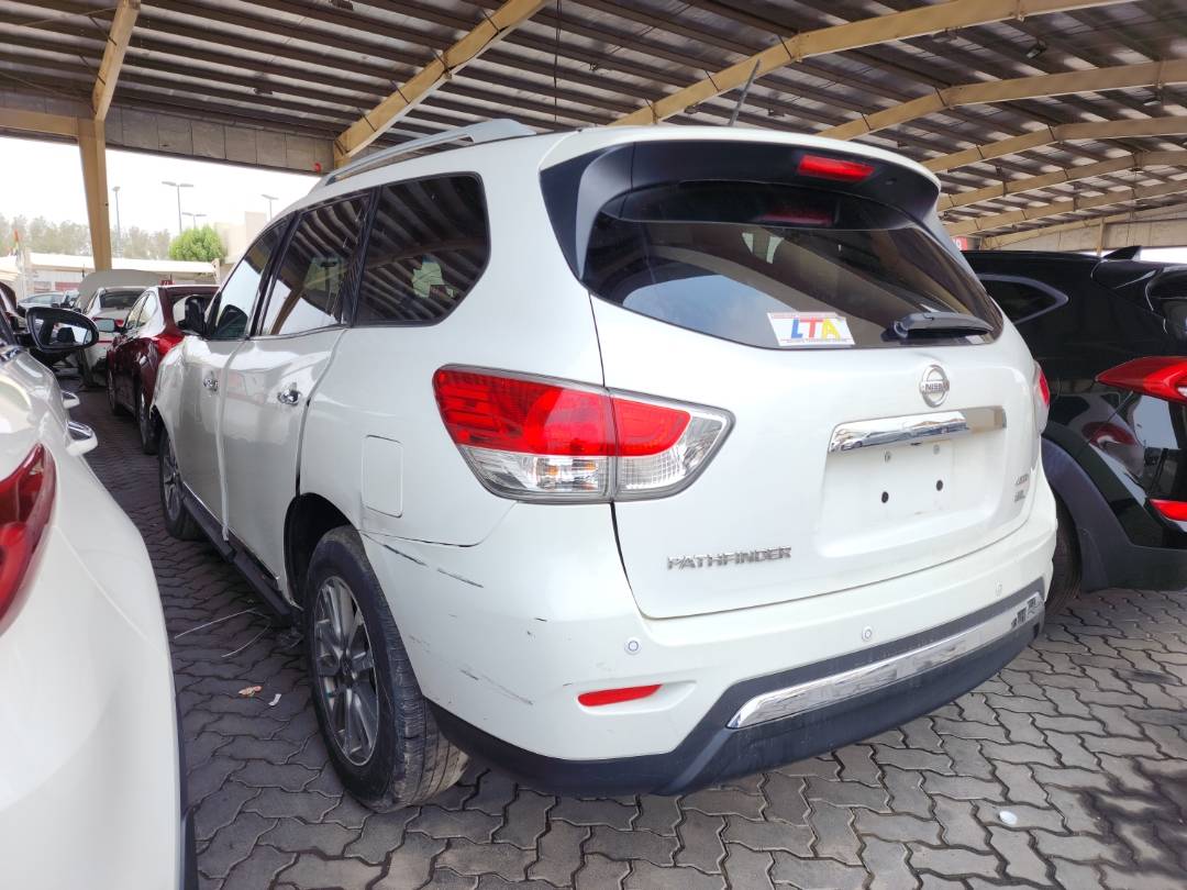 2013 NISSAN PATHFINDER — 275936 Miles — Lot 50077544 — Souq - Marhaba Auctions Used Cars - Image 6