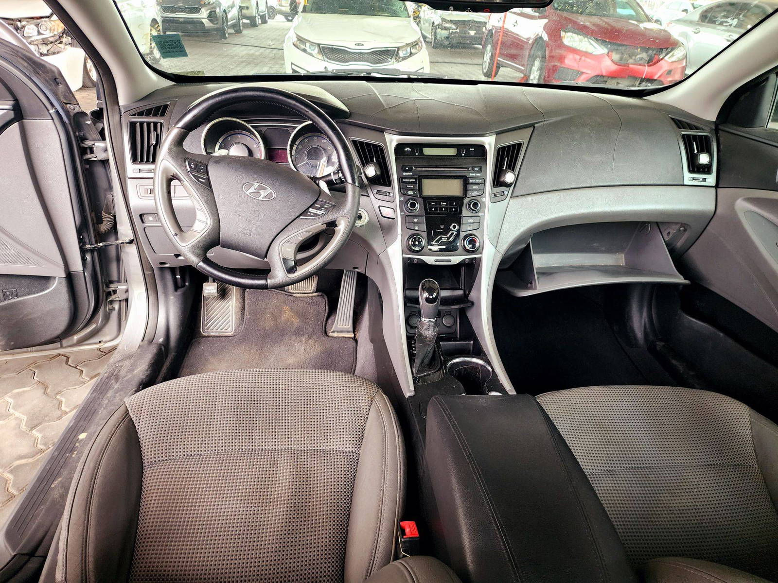 2013 HYUNDAI SONATA — 130580 Miles — Lot 28023 — Souq - Marhaba Auctions Used Cars - Image 7