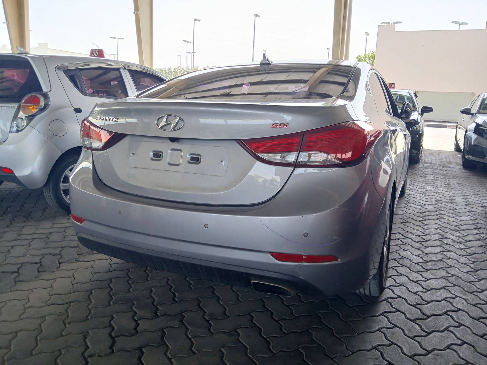 2014 HYUNDAI AVANTE — 151170 KM — Lot 986666 — Souq - Marhaba Auctions Used Cars - Image 4