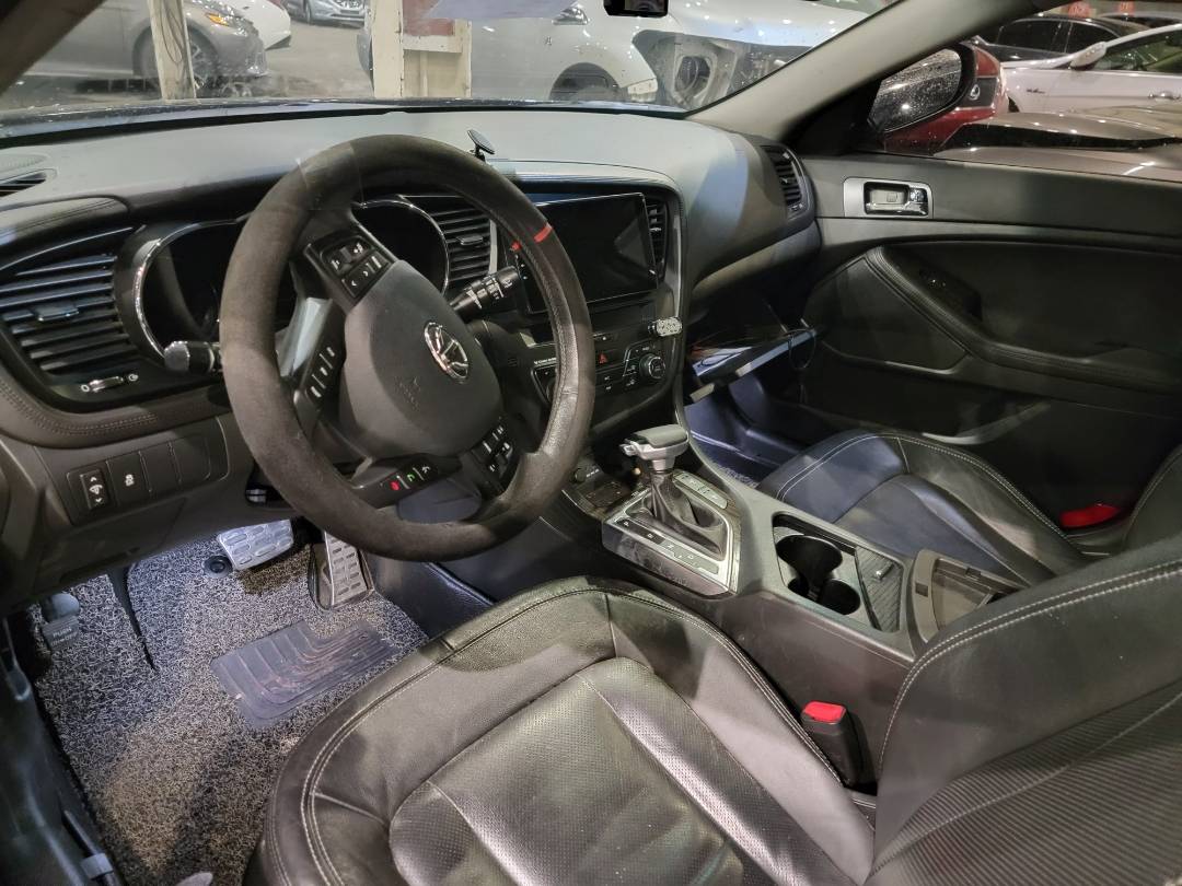 2012 KIA K5 — 237585 KM — Lot 187758 — Main - Marhaba Auctions Used Cars - Image 7