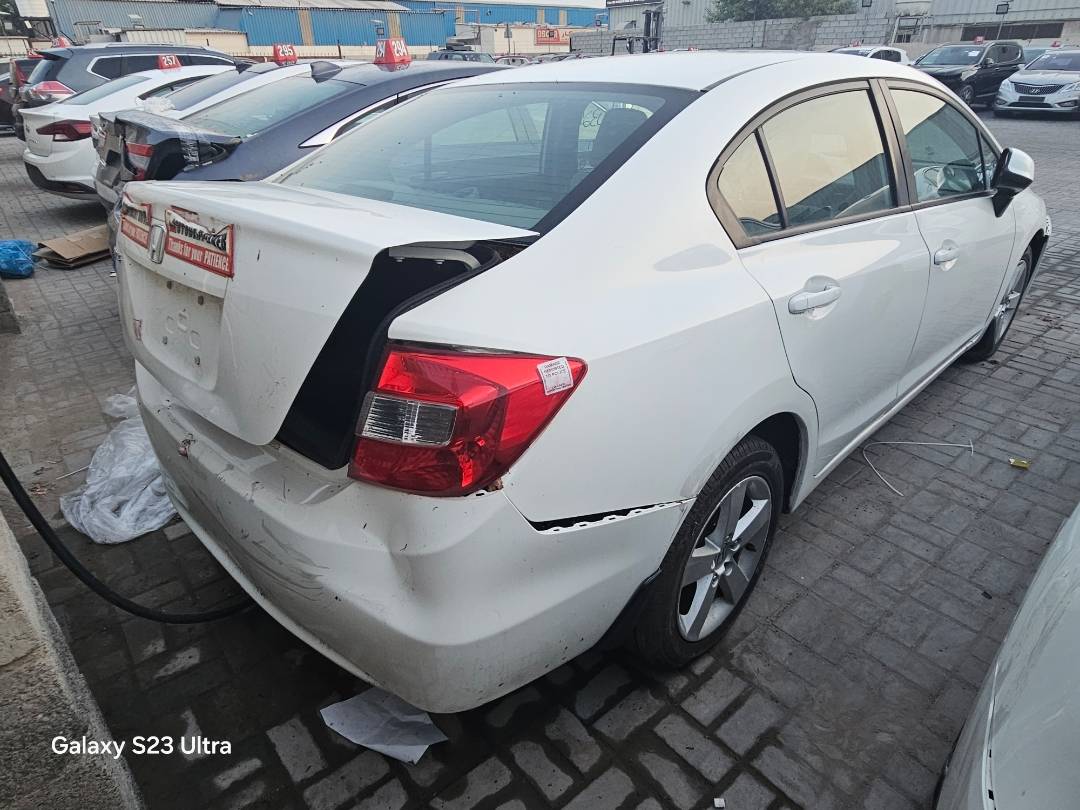 2012 HONDA CIVIC — 239103 KM — Lot H057611 — Main - Marhaba Auctions Used Cars - Image 5
