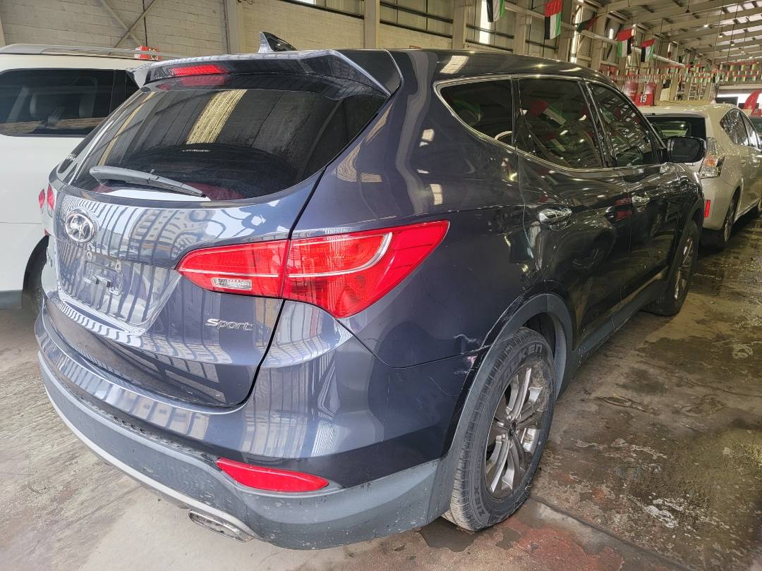 2016 HYUNDAI SANTA FE — 145824 Miles — Lot 76187504 — Main - Marhaba Auctions Used Cars - Image 4