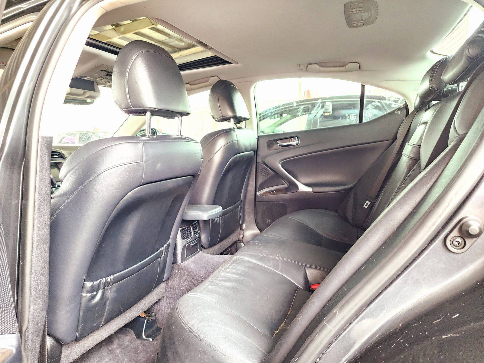 2011 LEXUS IS 250 — 147112 Miles — Lot 5051354 — Souq - Marhaba Auctions Used Cars - Image 6
