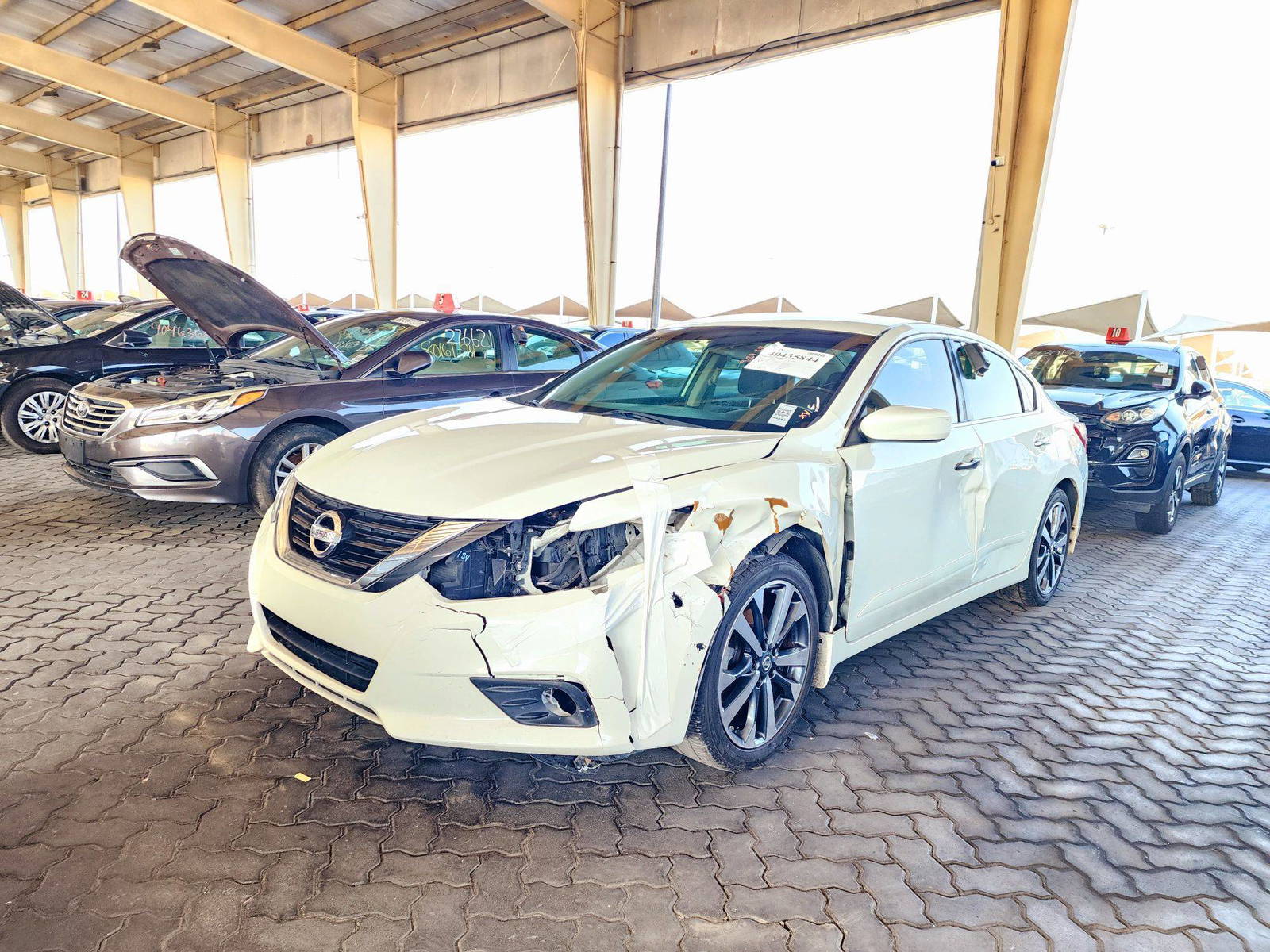 2017 NISSAN ALTIMA — 215583 Miles — Lot 40435844 — Souq - Marhaba Auctions Used Cars - Image 5
