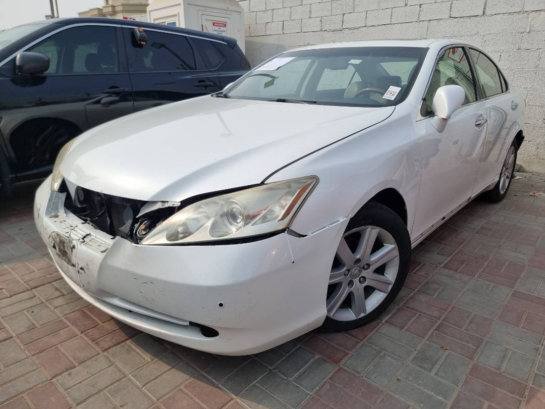 2009 LEXUS ES 350 — 184352 Miles — Lot 125487 — Souq - Marhaba Auctions Used Cars - Image 3