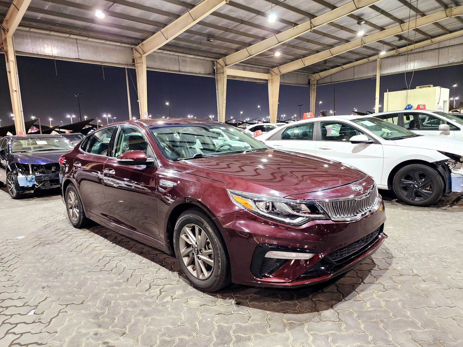 2019 KIA OPTIMA — 72142 Miles — Lot G358389 — Souq - Marhaba Auctions Used Cars - Image 4