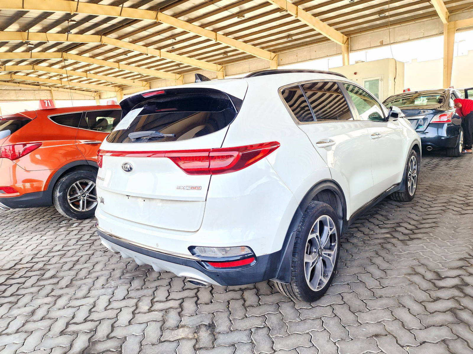 2020 KIA SPORTAGE — 86647 Miles — Lot 39815540 — Souq - Marhaba Auctions Used Cars - Image 3