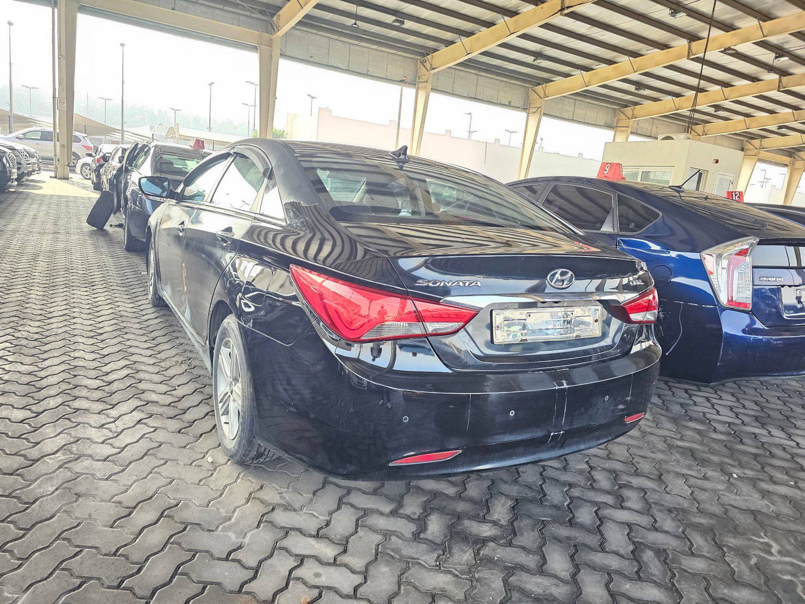 2013 HYUNDAI SONATA — 198758 KM — Lot 510933 — Souq - Marhaba Auctions Used Cars - Image 5