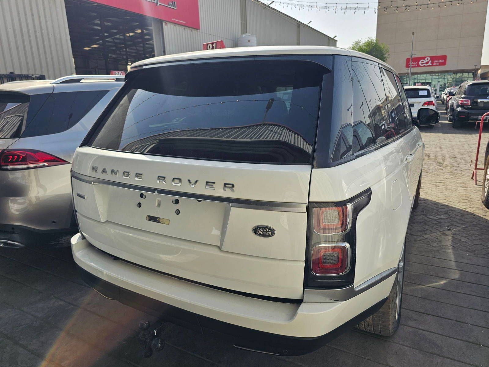 LAND ROVER RANGE ROVER SUPERCHARGED 2014 - Marhaba Auction Used Cars - Image 6