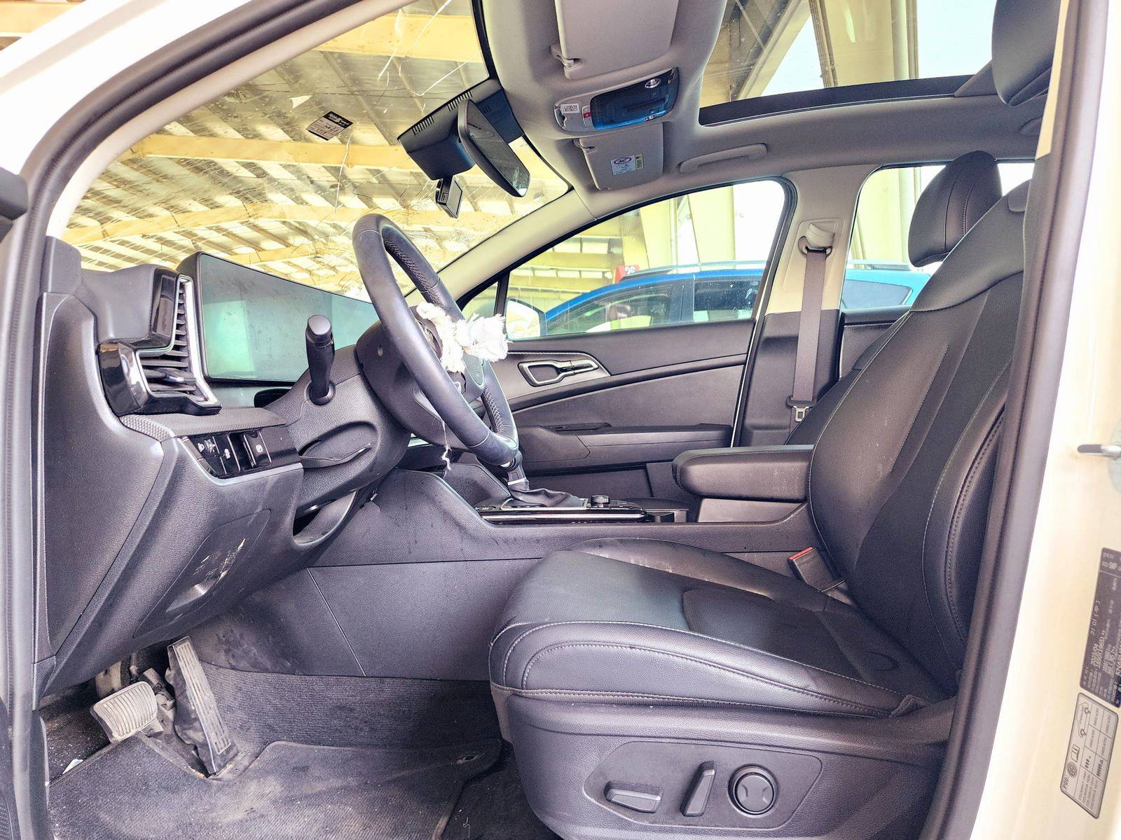 2023 KIA SPORTAGE — 43119 KM — Lot 181622 — Ind. 12 - Marhaba Auctions Used Cars - Image 9