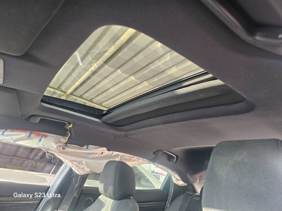 2019 HONDA CIVIC — 71097 KM — Lot KU301725 — Main - Marhaba Auctions Used Cars - Image 9