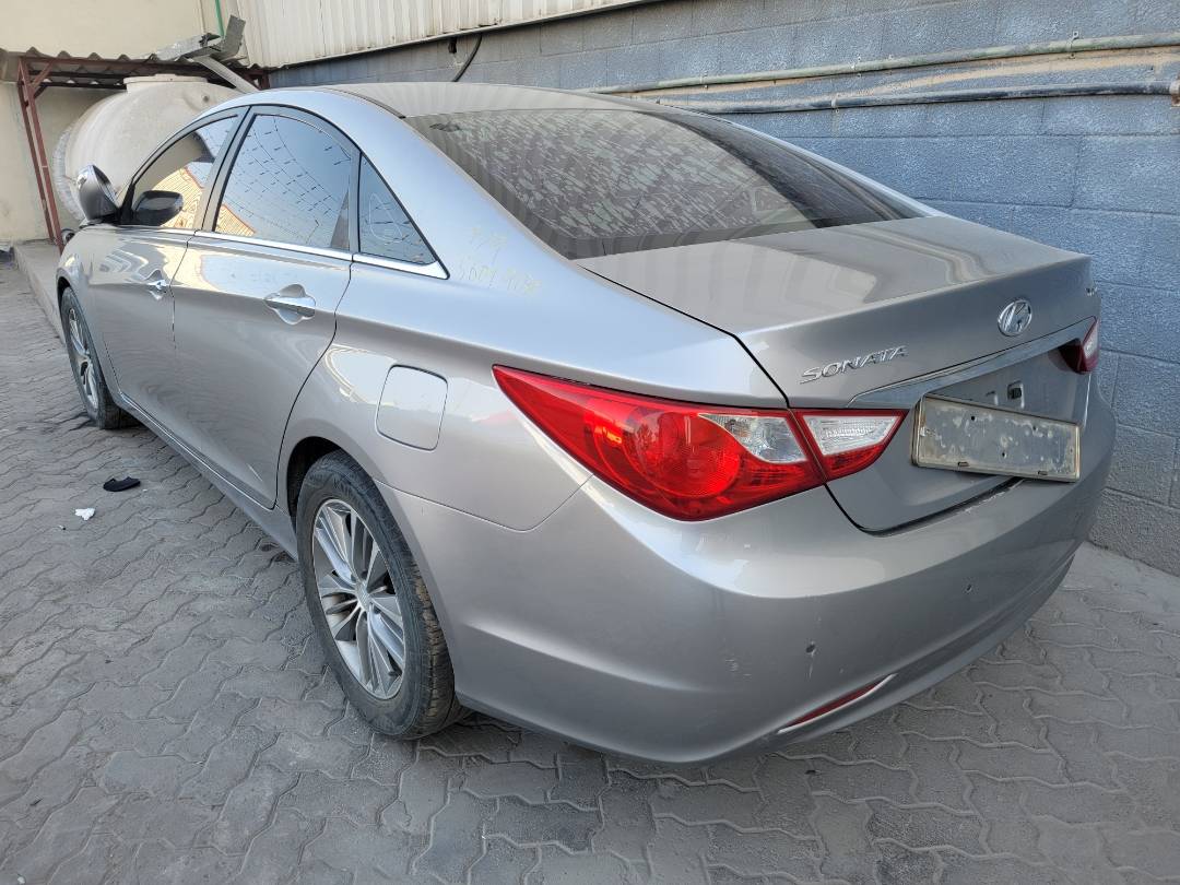 HYUNDAI SONATA 2011 - Marhaba Auction Used Cars - Image 3