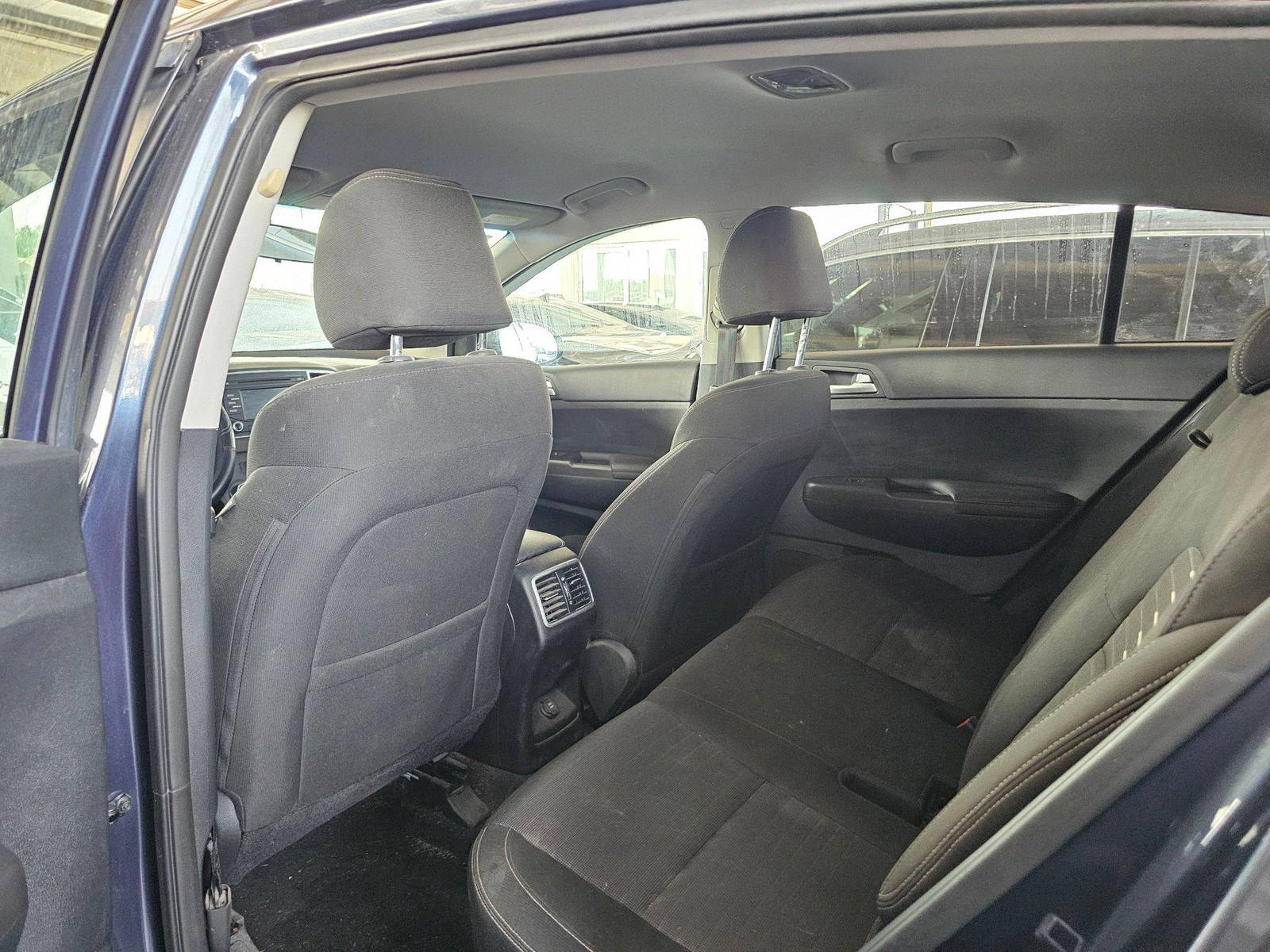 2018 KIA SPORTAGE — 135603 Miles — Lot AC6J7438611 — Souq - Marhaba Auctions Used Cars - Image 6