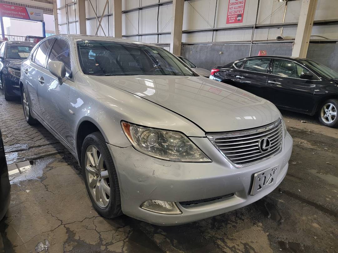 2007 LEXUS LS 460 — 305836 KM — Lot 5007391 — Main - Marhaba Auctions Used Cars - Image 3