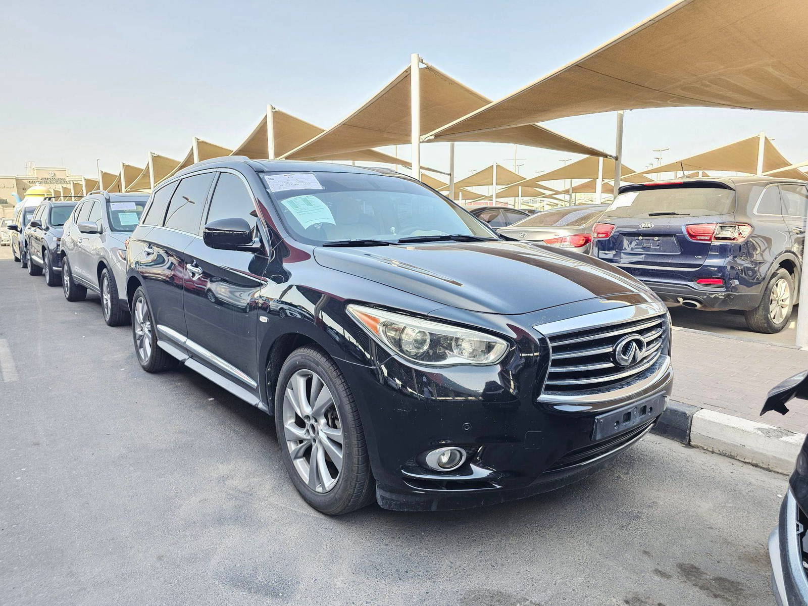 2013 INFINITI JX 35 — 143269 KM — Lot C312553 — Souq - Marhaba Auctions Used Cars - Image 5