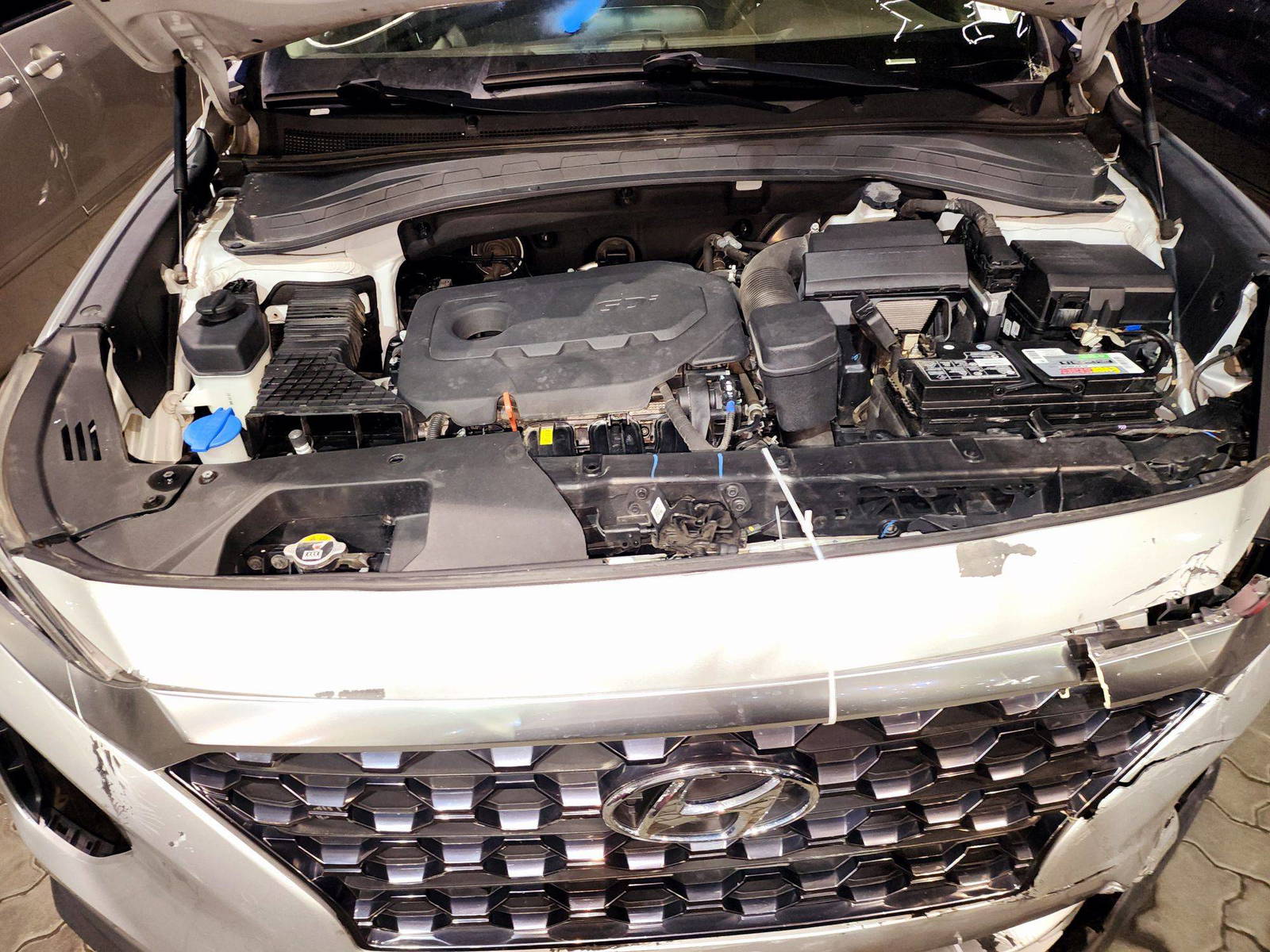 2019 HYUNDAI SANTA FE — 91057 Miles — Lot AD3KH096568 — Souq - Marhaba Auctions Used Cars - Image 11