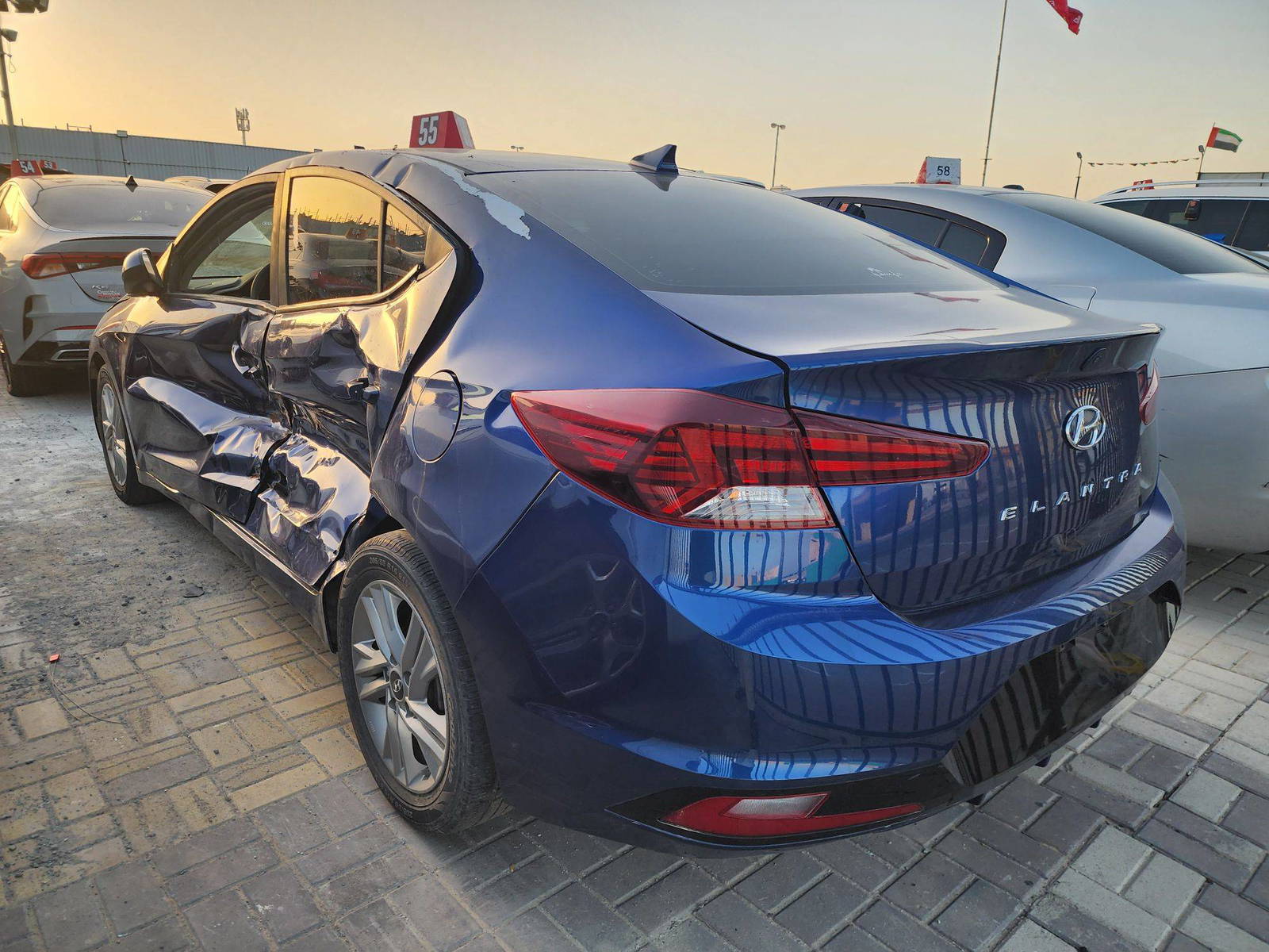 HYUNDAI ELANTRA 2020 - Marhaba Auction Used Cars - Image 4