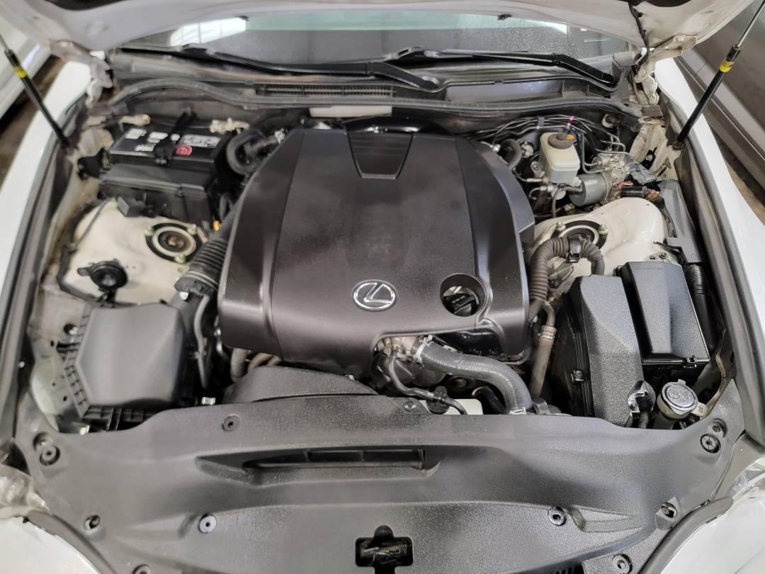 2014 LEXUS IS 250 — 222357 Miles — Lot XE5013680 — Main - Marhaba Auctions Used Cars - Image 10
