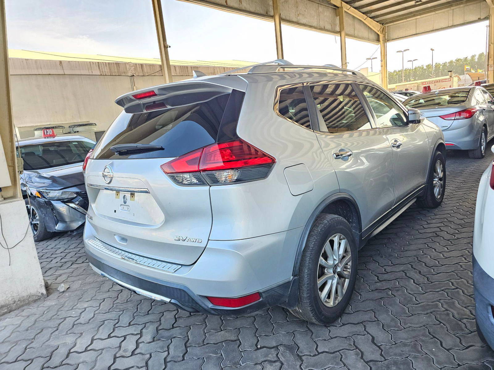 2017 NISSAN ROGUE — 172544 Miles — Lot V8HP505901 — Souq - Marhaba Auctions Used Cars - Image 4
