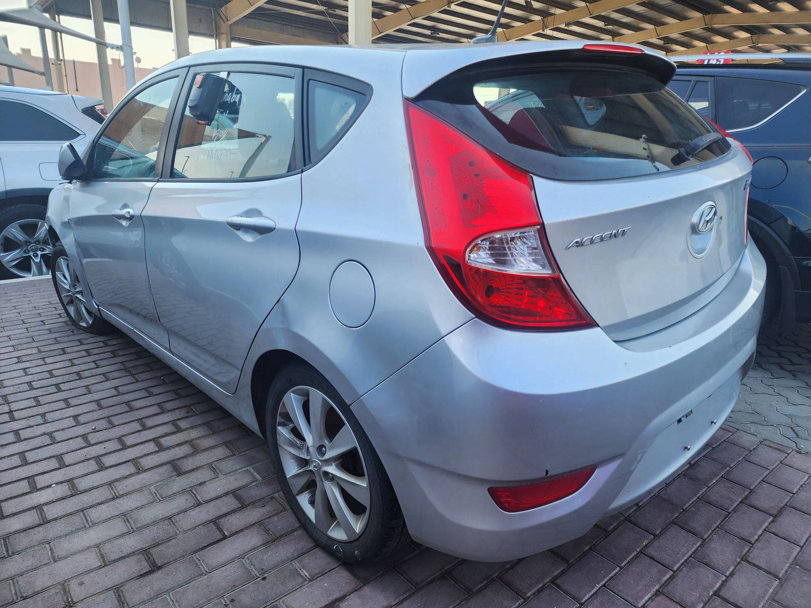 2012 HYUNDAI ACCENT — 81637 Miles — Lot 61022483 - Marhaba Auctions Used Cars - Image 10