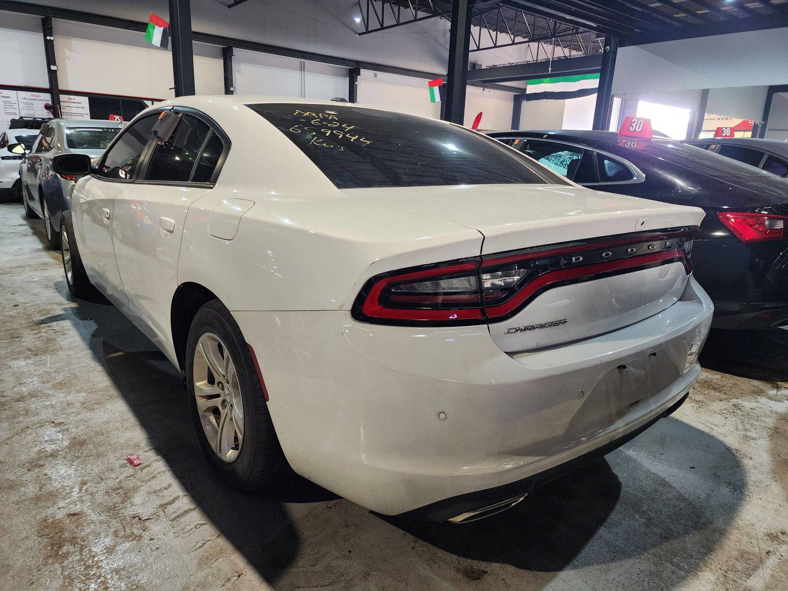 2019 DODGE CHARGER — 86493 Miles — Lot 40522293 — Main - Marhaba Auctions Used Cars - Image 3