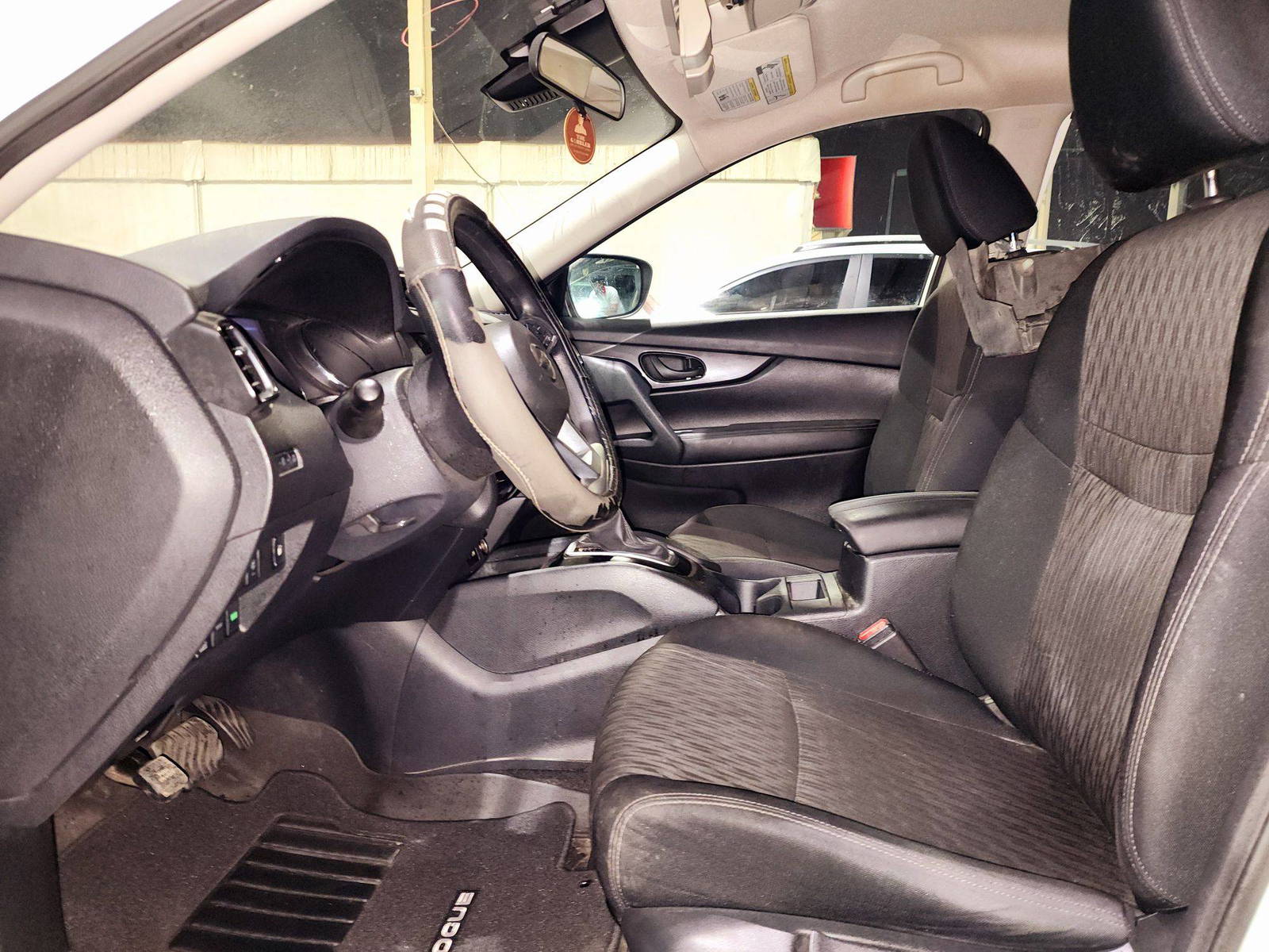 2020 NISSAN ROGUE — 118537 Miles — Lot MV9LC762528 — Souq - Marhaba Auctions Used Cars - Image 8