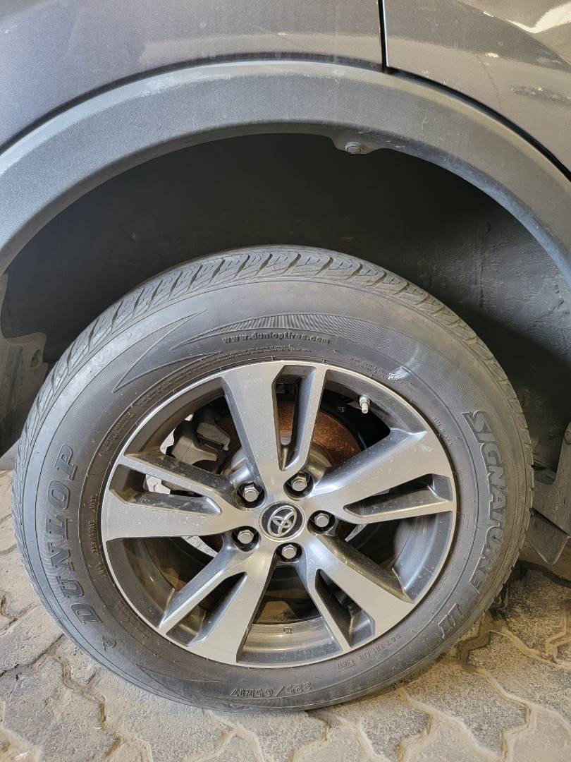 2018 TOYOTA RAV4 — 108076 Miles — Lot 77814013 — Main - Marhaba Auctions Used Cars - Image 4