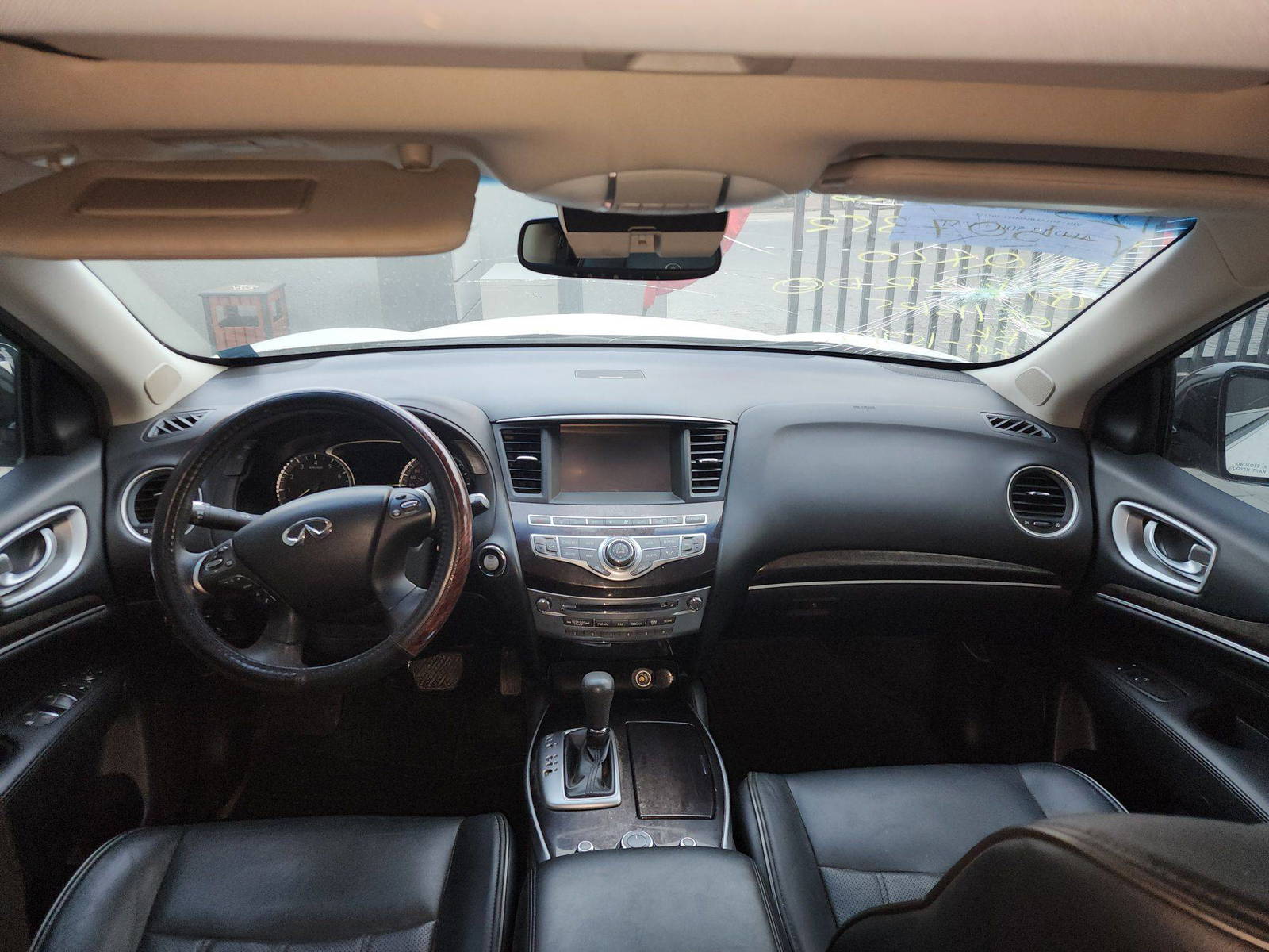 2014 INFINITI QX60 — 159156 KM — Lot C507352 — Souq - Marhaba Auctions Used Cars - Image 8