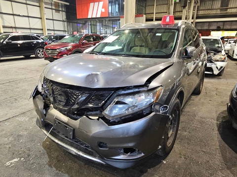 2016 NISSAN ROGUE at Marhaba Auctions