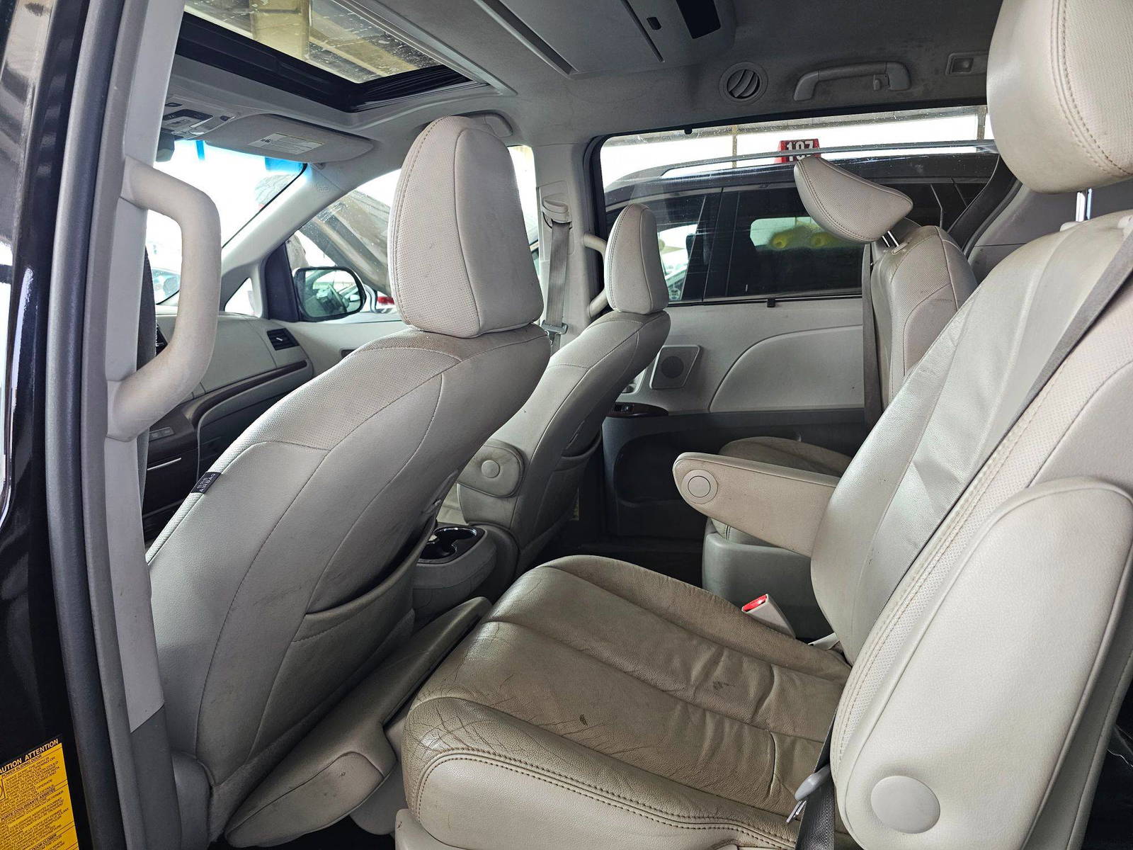 TOYOTA SIENNA 2014 - Marhaba Auction Used Cars - Image 5