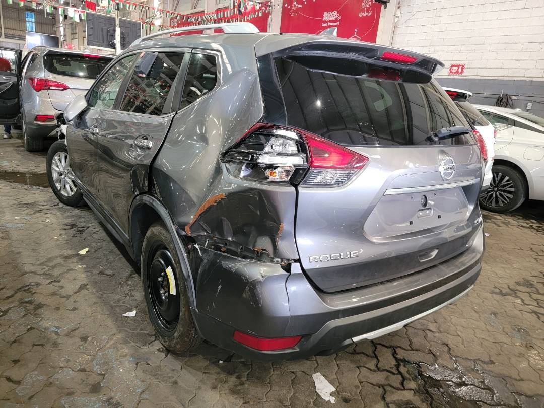 2018 NISSAN ROGUE — 107769 Miles — Lot XJP526626 — Main - Marhaba Auctions Used Cars - Image 4