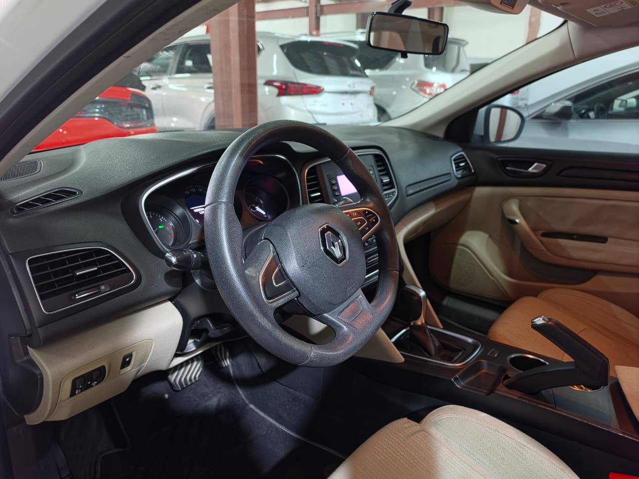2020 RENAULT MEGAN — 148560 KM — Lot R524784 - Marhaba Auctions Used Cars - Image 9