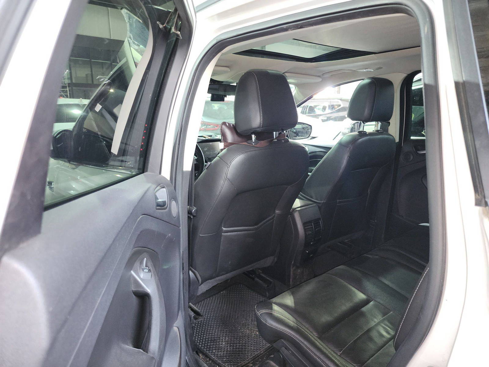 2014 FORD ESCAPE — Lot UB10783 — Ind. 12 - Marhaba Auctions Used Cars - Image 7
