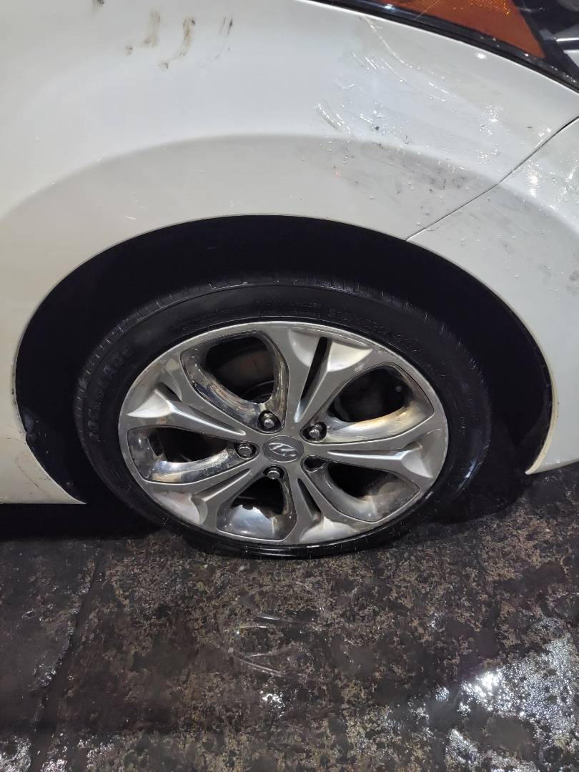 HYUNDAI ELANTRA 2014 - Marhaba Auction Used Cars - Image 10