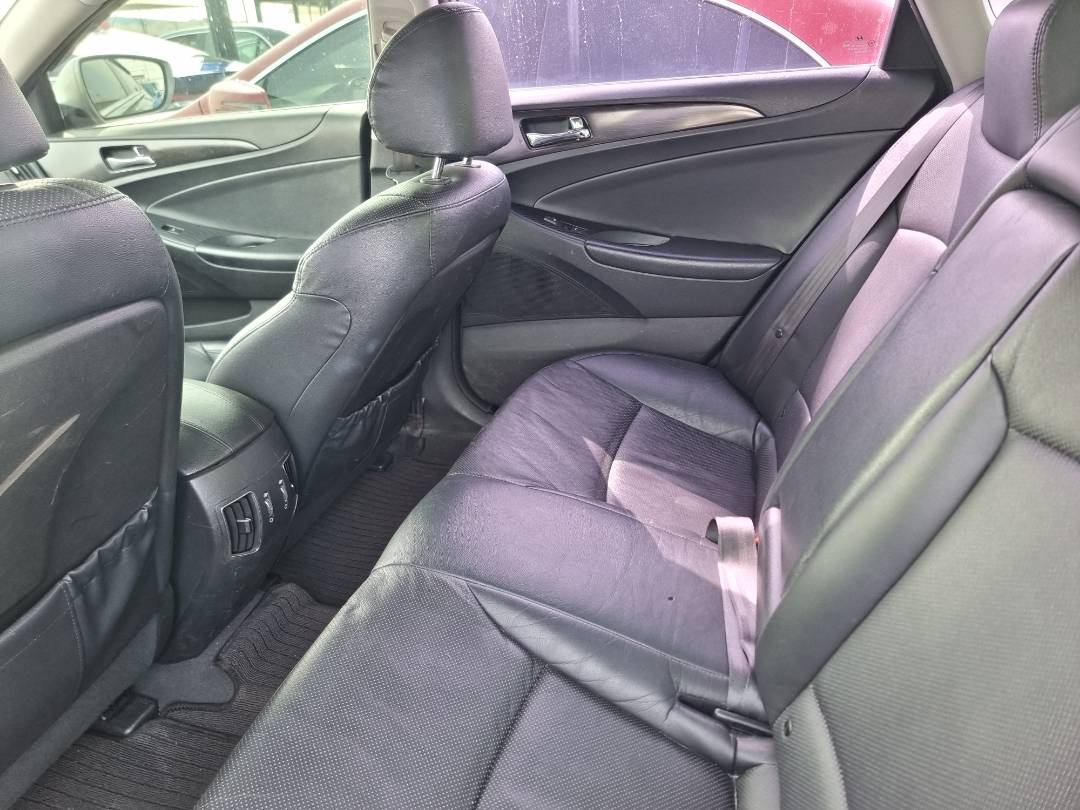 2012 HYUNDAI SONATA — 157549 KM — Lot 125478 — Ind. 12 - Marhaba Auctions Used Cars - Image 6
