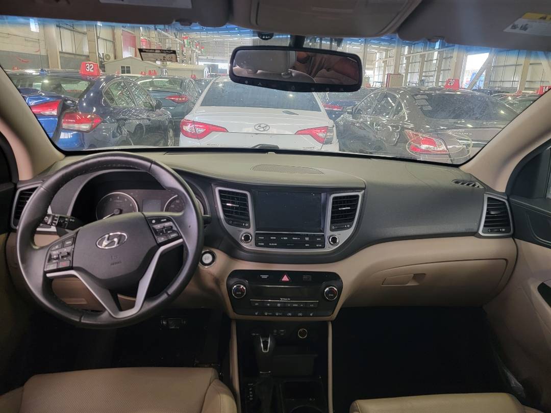 2017 HYUNDAI TUCSON — 77620 Miles — Lot U292030 — Main - Marhaba Auctions Used Cars - Image 7