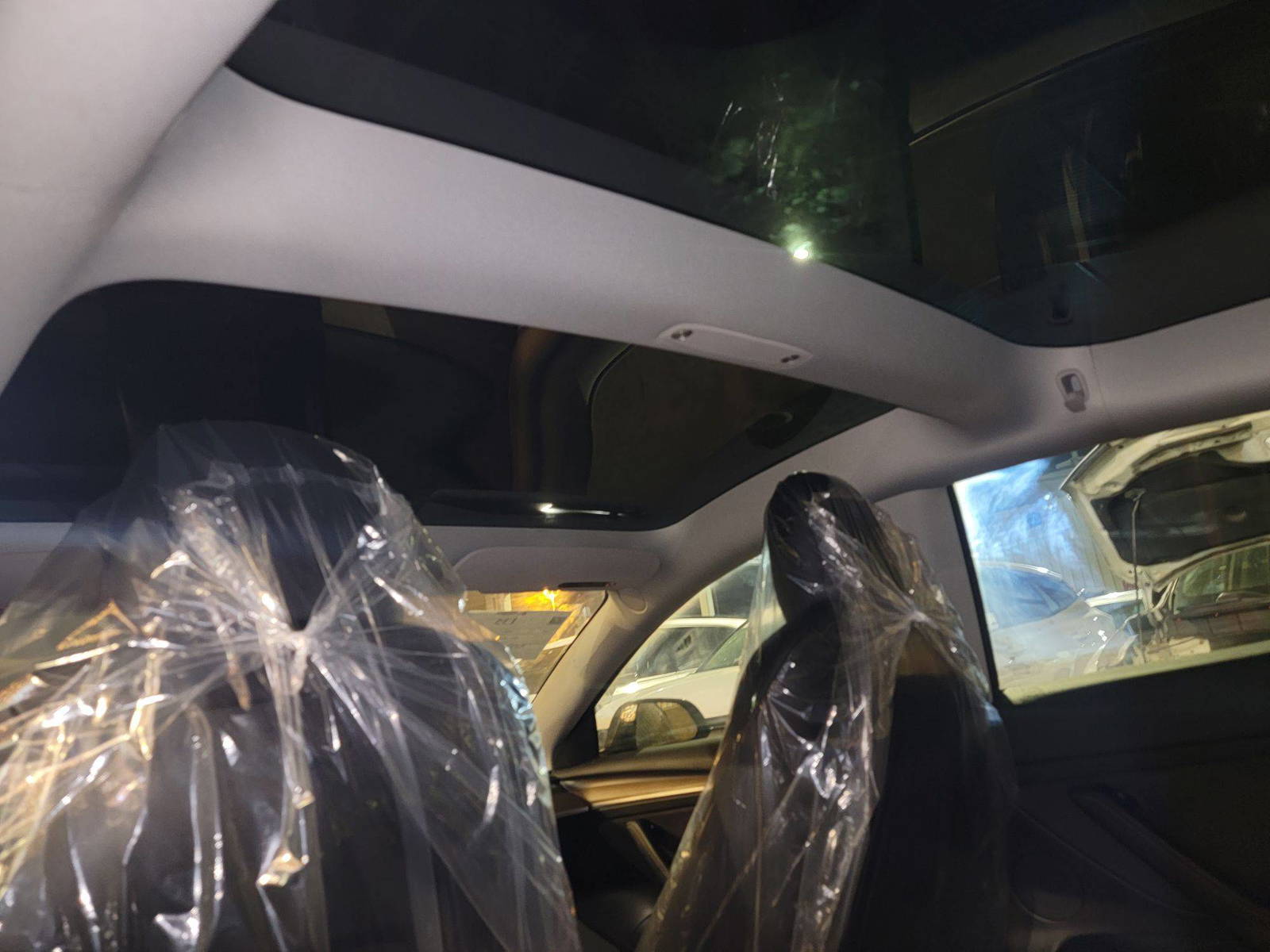 TESLA MODEL 3 2023 - Marhaba Auction Used Cars - Image 11