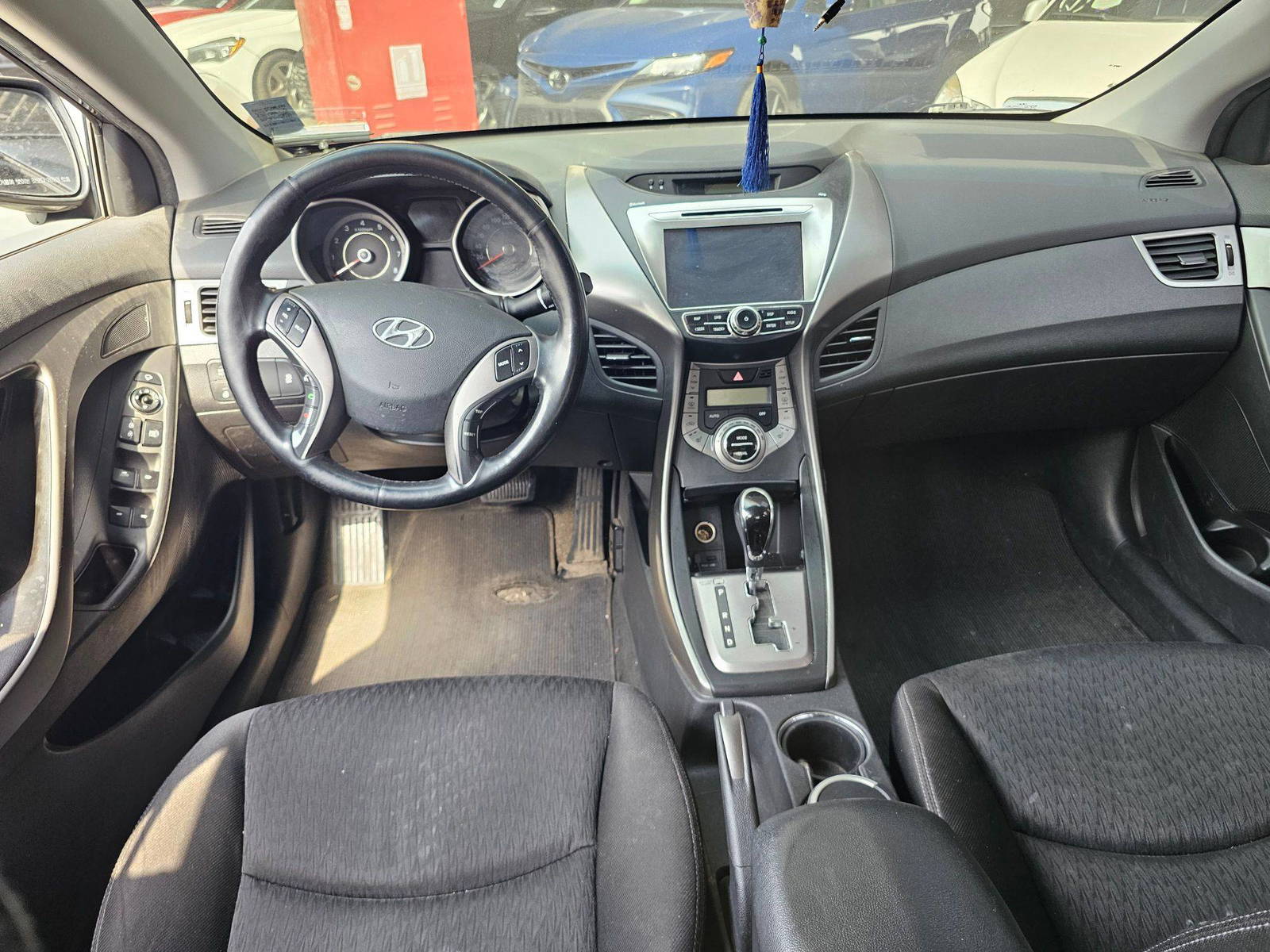 2013 HYUNDAI AVANTE — 211243 KM — Lot 768335 — Souq - Marhaba Auctions Used Cars - Image 7