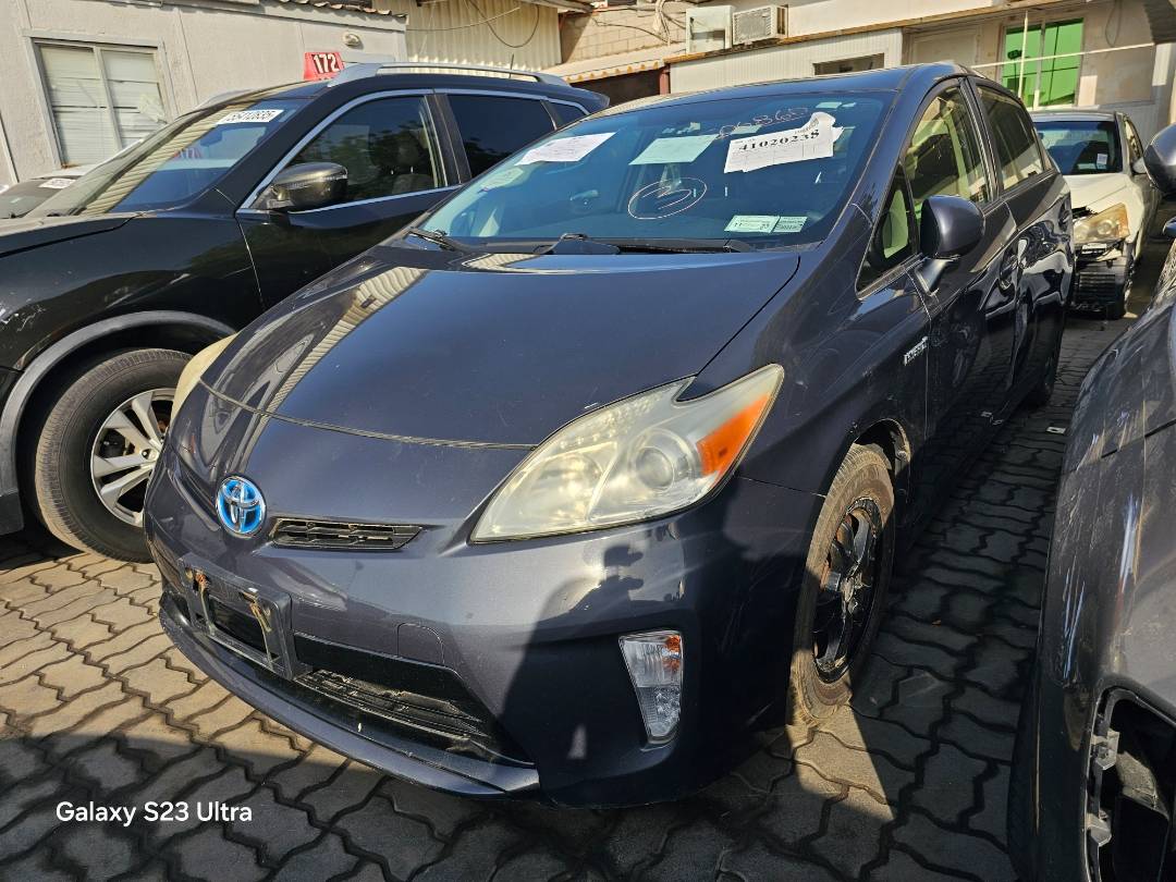 2012 TOYOTA PRIUS — 181821 Miles — Lot 41020238 — Ind. 12 - Marhaba Auctions Used Cars - Image 3