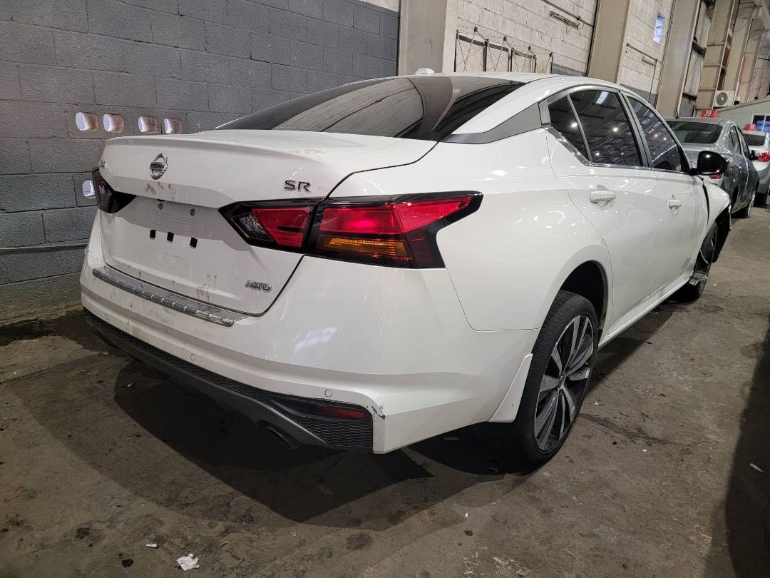 2022 NISSAN ALTIMA — 54659 Miles — Lot 374775 — Main - Marhaba Auctions Used Cars - Image 3