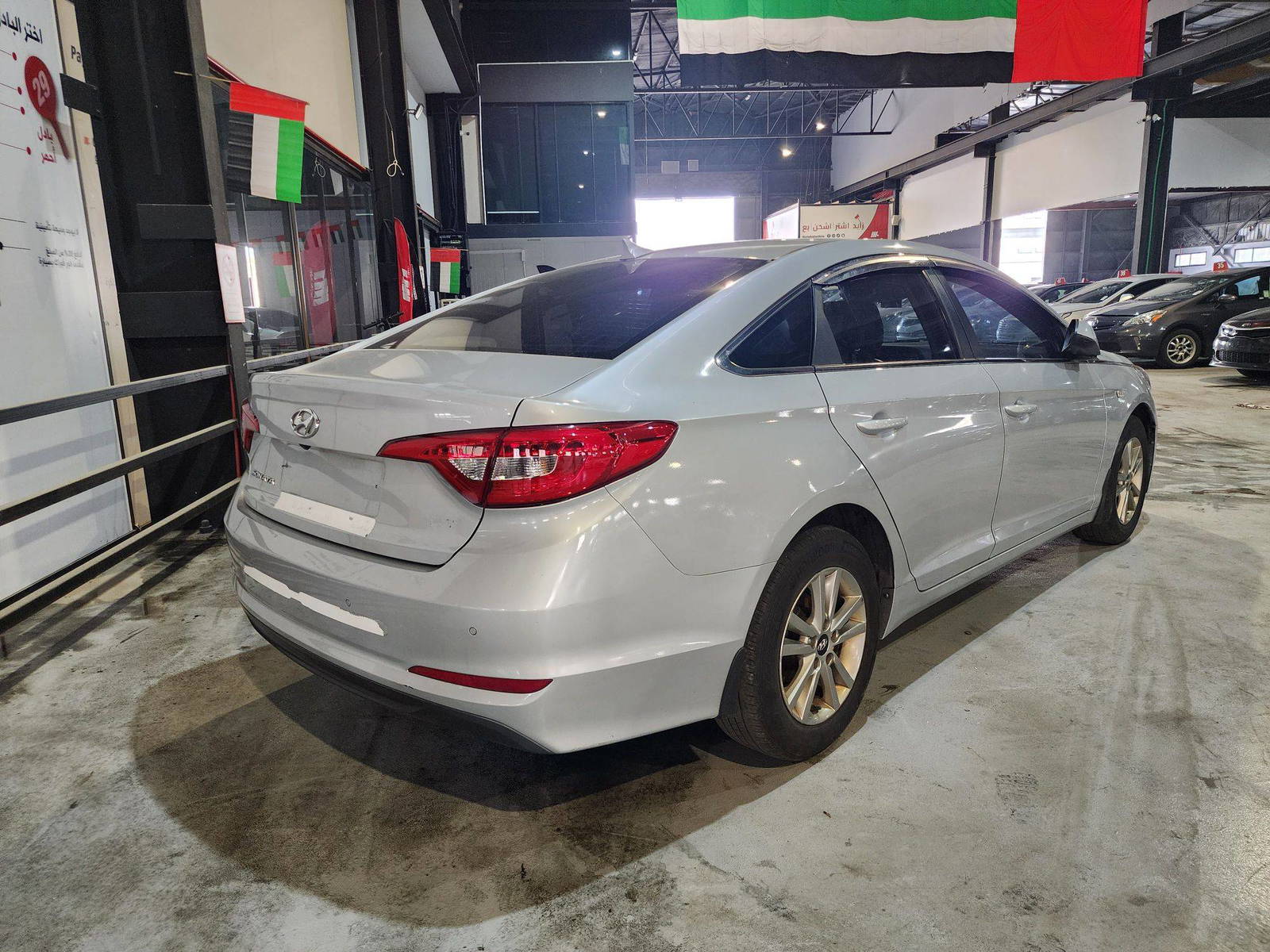 2017 HYUNDAI SONATA — 60151 KM — Lot 342976 — Al Quoz - Marhaba Auctions Used Cars - Image 5