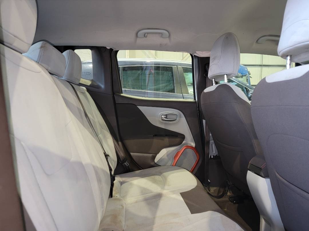 2015 JEEP RENEGADE SPORT — 106171 Miles — Lot FPB85194 - Marhaba Auctions Used Cars - Image 5