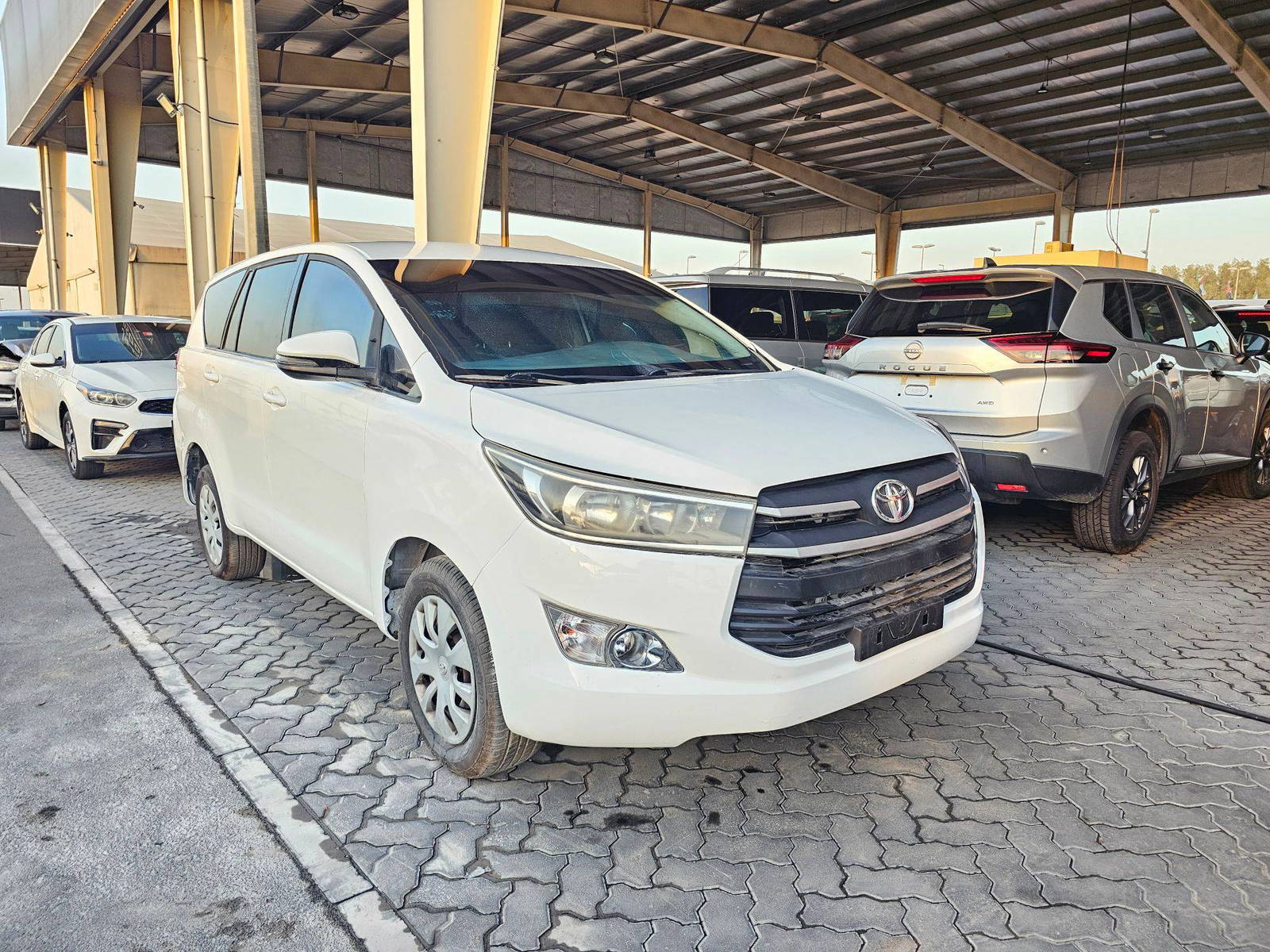 TOYOTA INNOVA 2019 - Marhaba Auction Used Cars - Image 5
