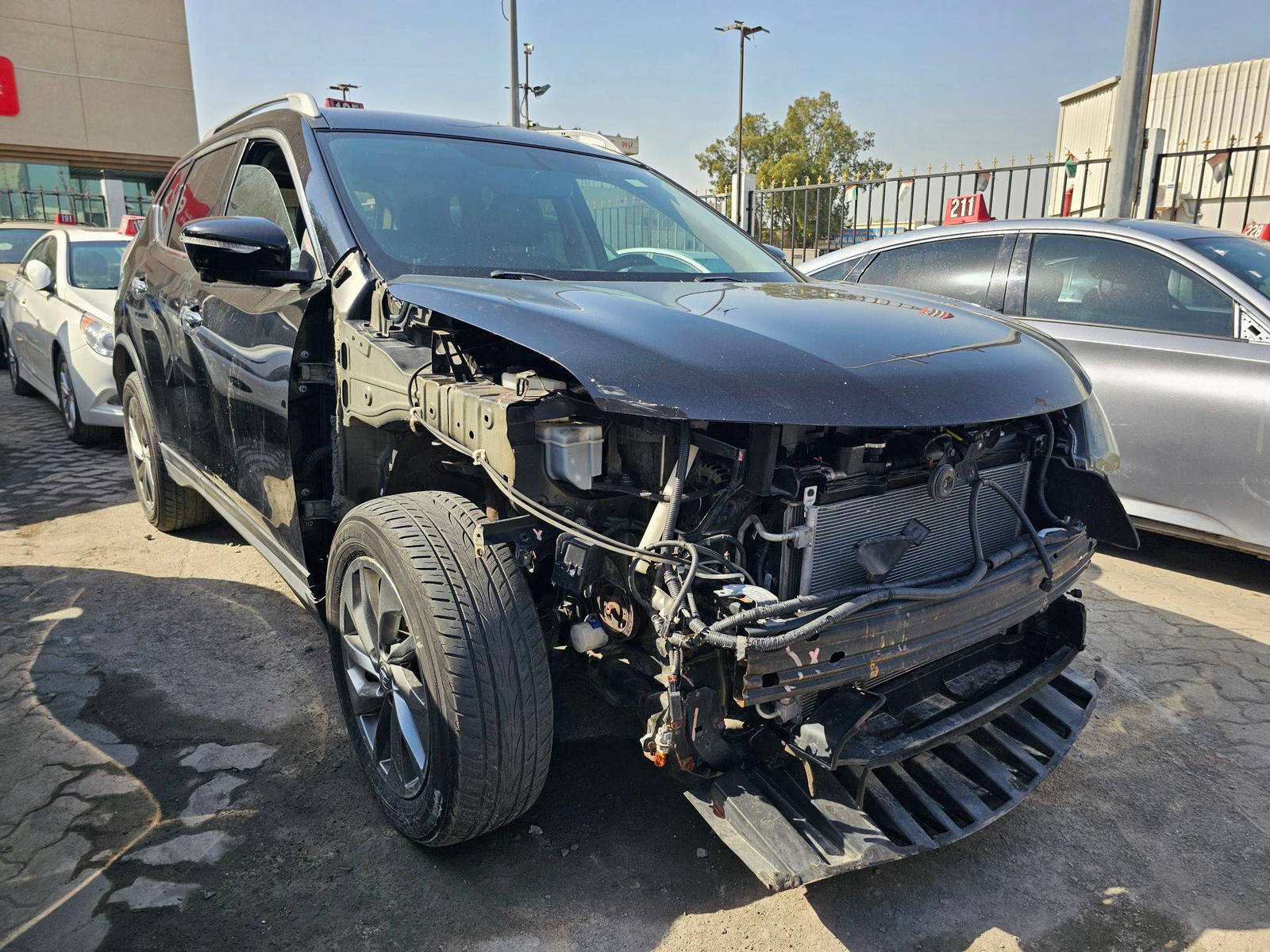 NISSAN ROGUE 2015 - Marhaba Auction Used Cars - Image 4